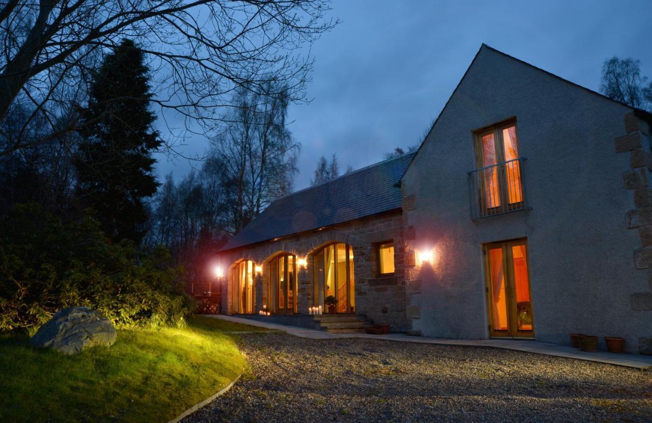 Tigh Na Bruaich Bed and Breakfast Kingussie Esterno foto