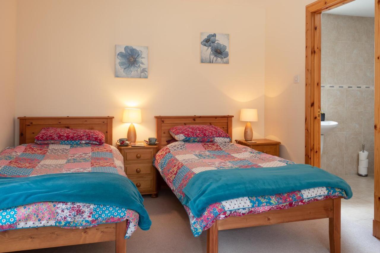 Tigh Na Bruaich Bed and Breakfast Kingussie Esterno foto